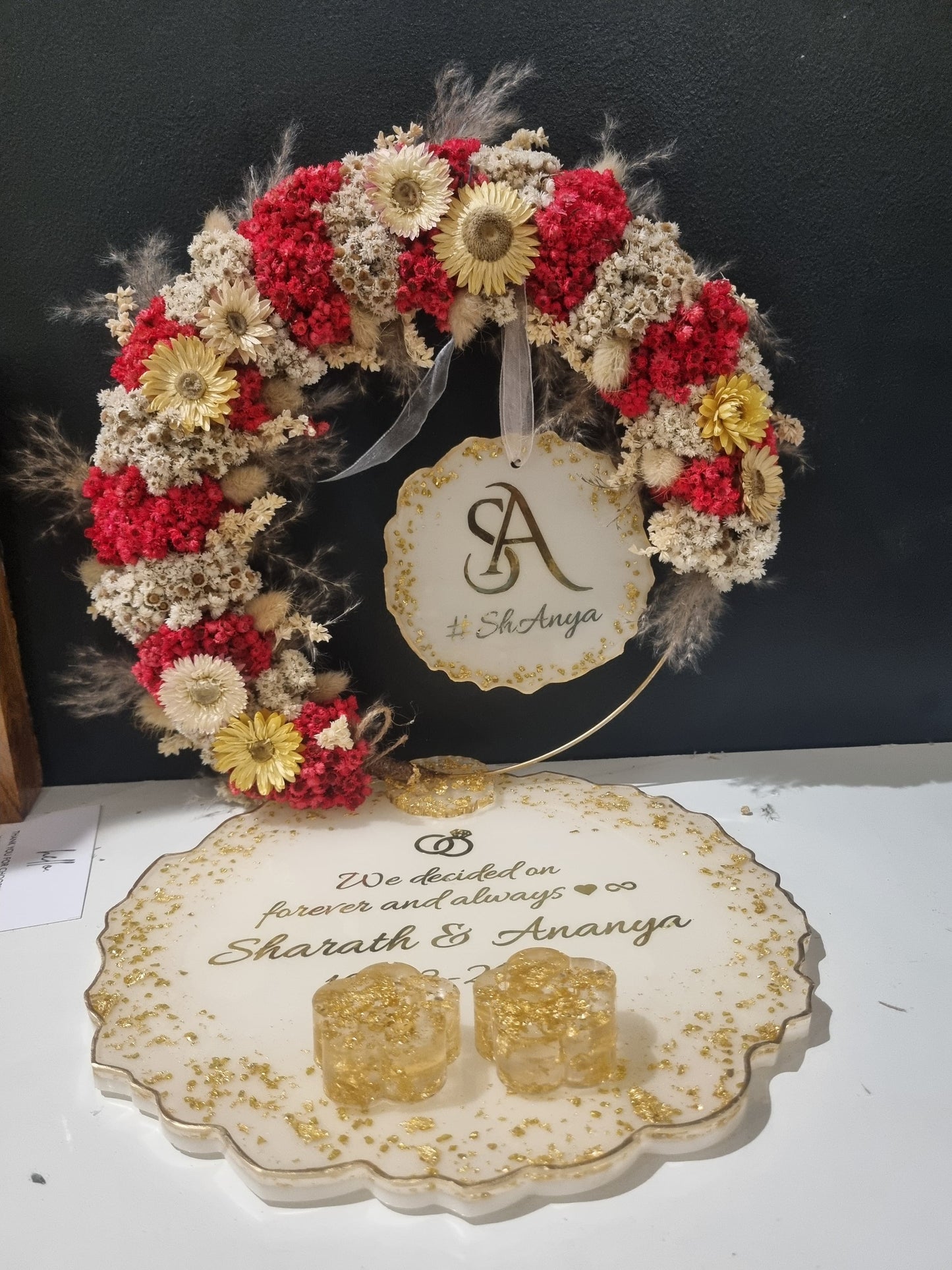 Engagement platter