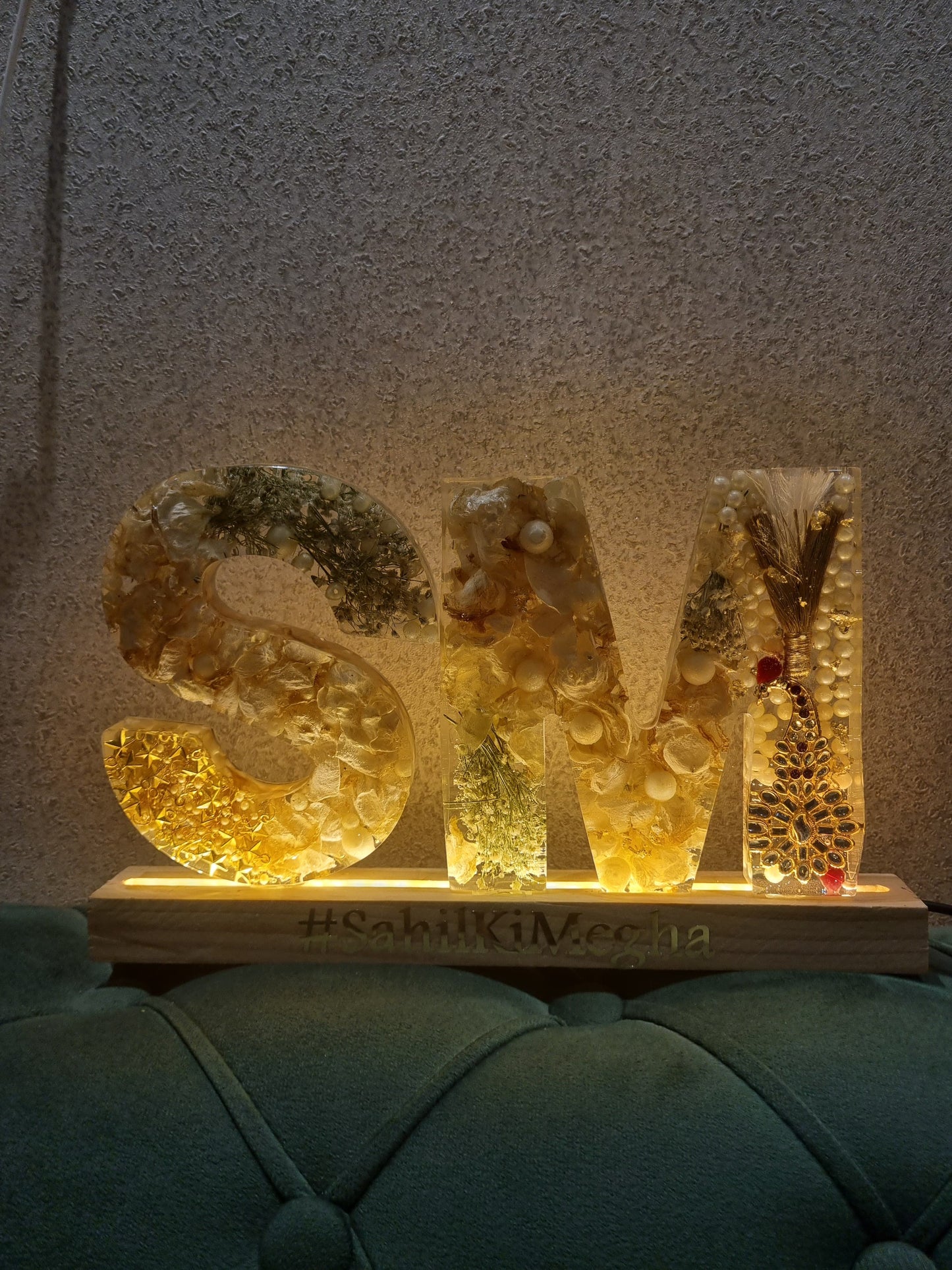 Initials lamp