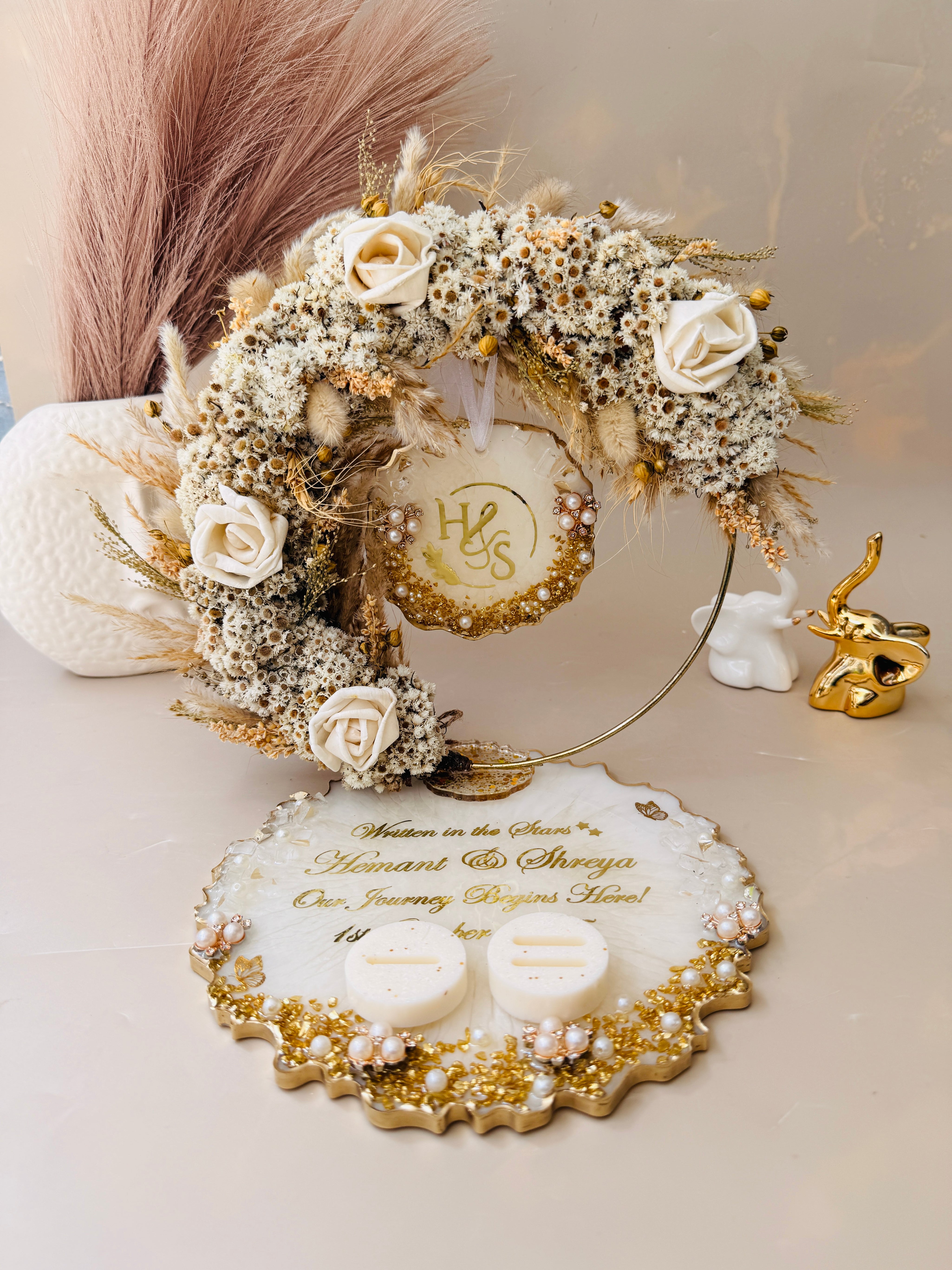 Decorative resin platter for engagement rituals