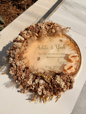 Minimal aesthetic engagement platter for ring ceremony