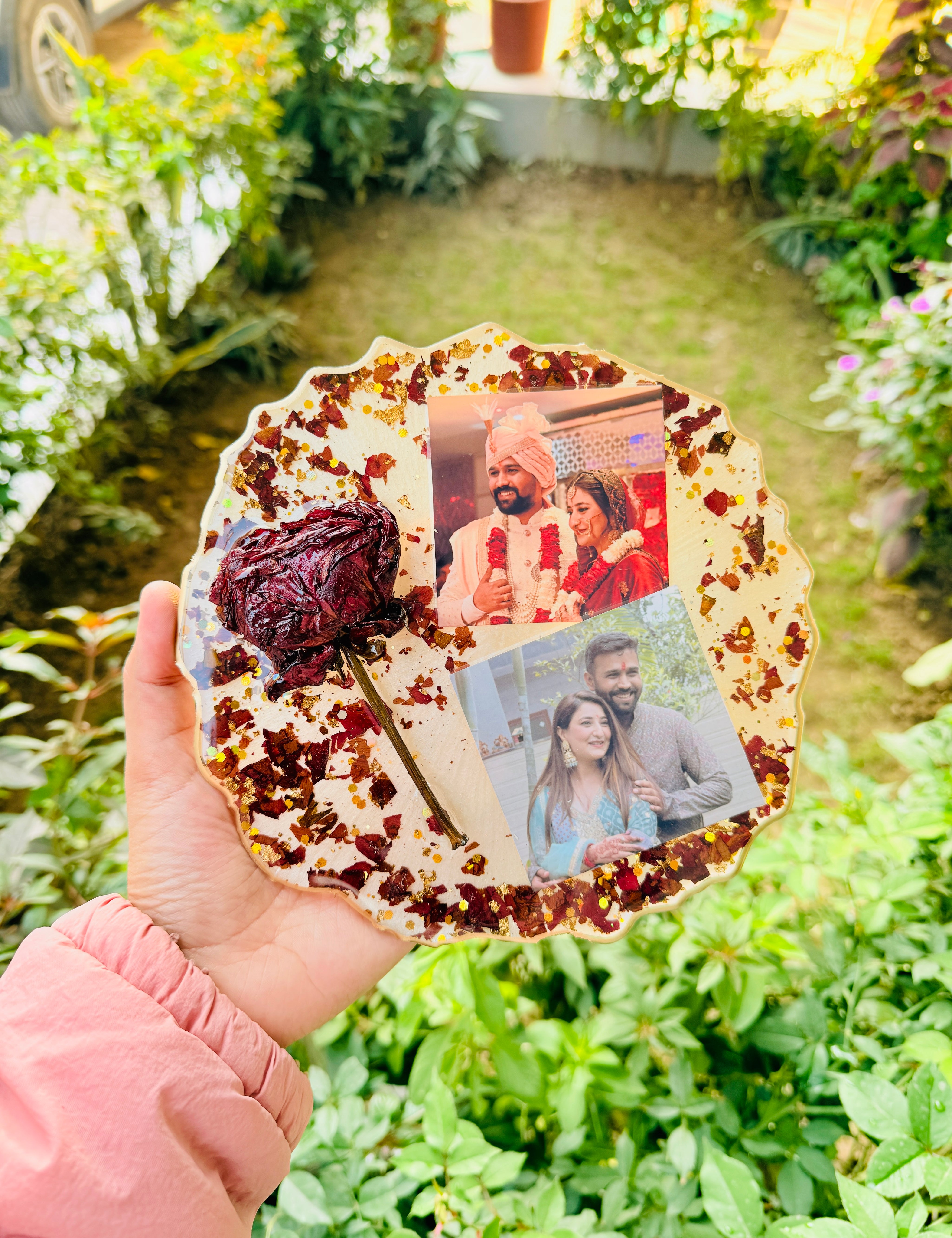 Luxury varmala preservation photo frame by Blissta