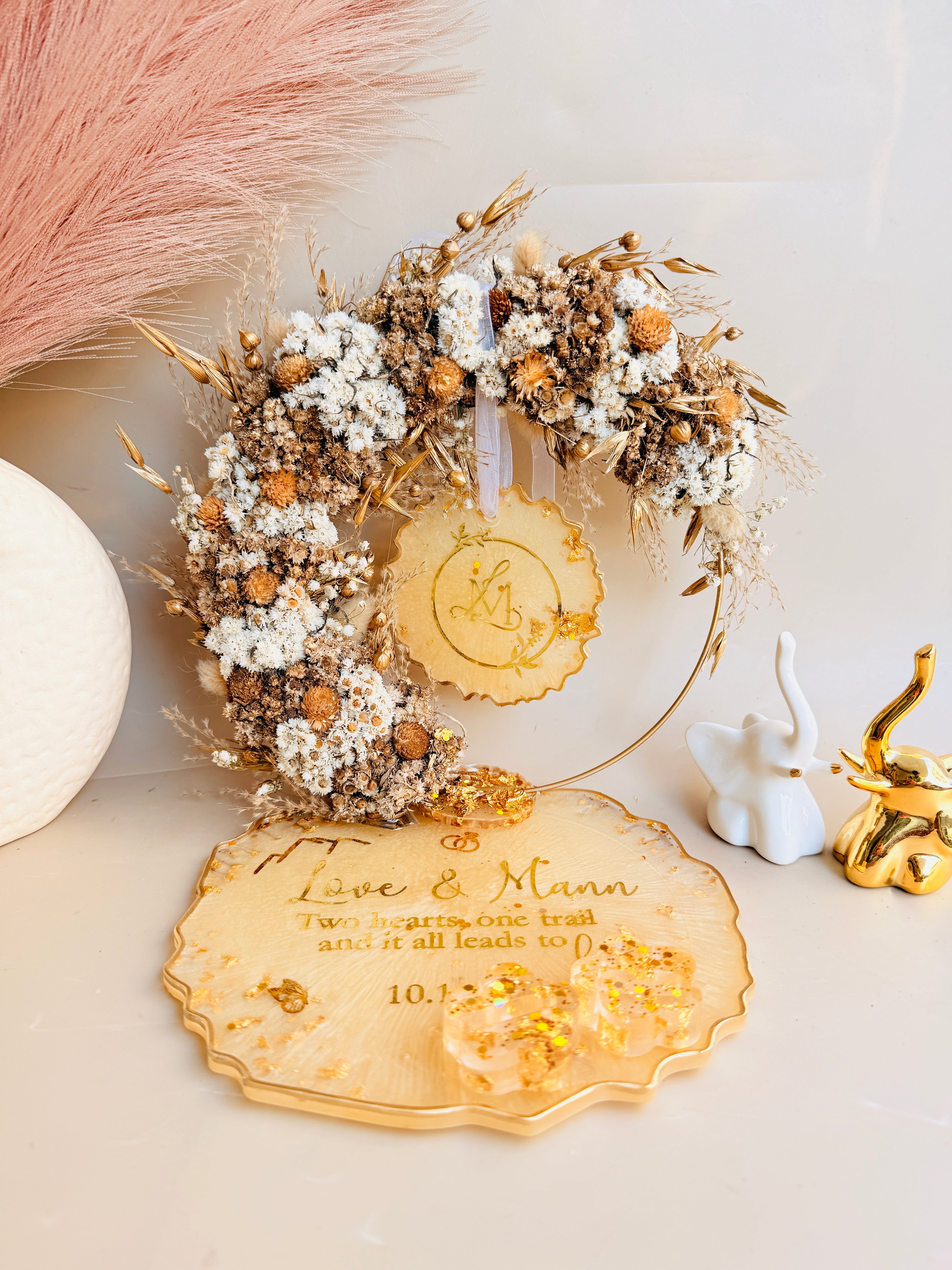 Artistic resin platter for engagement ceremony decor