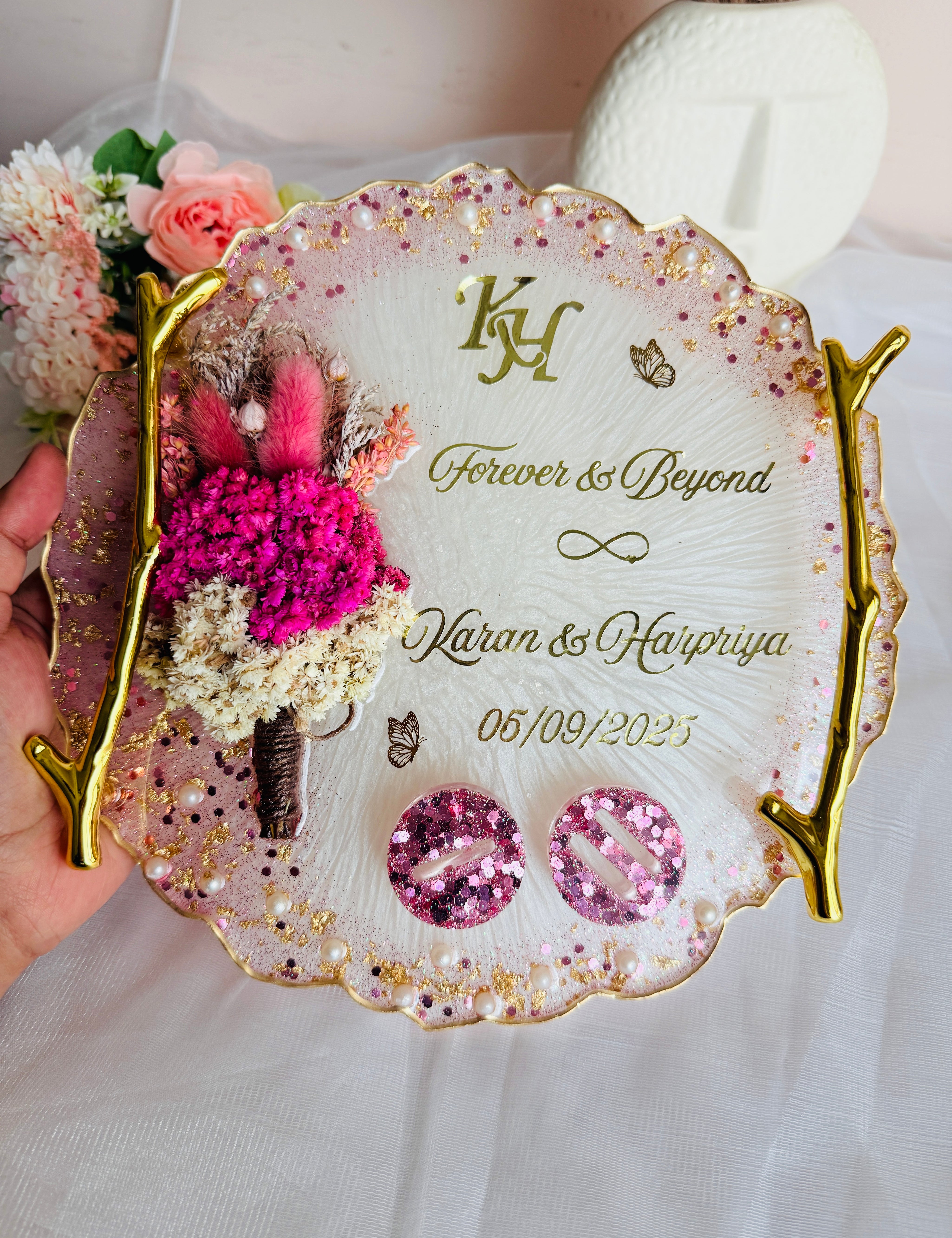 Artistic resin platter for engagement ceremony decor