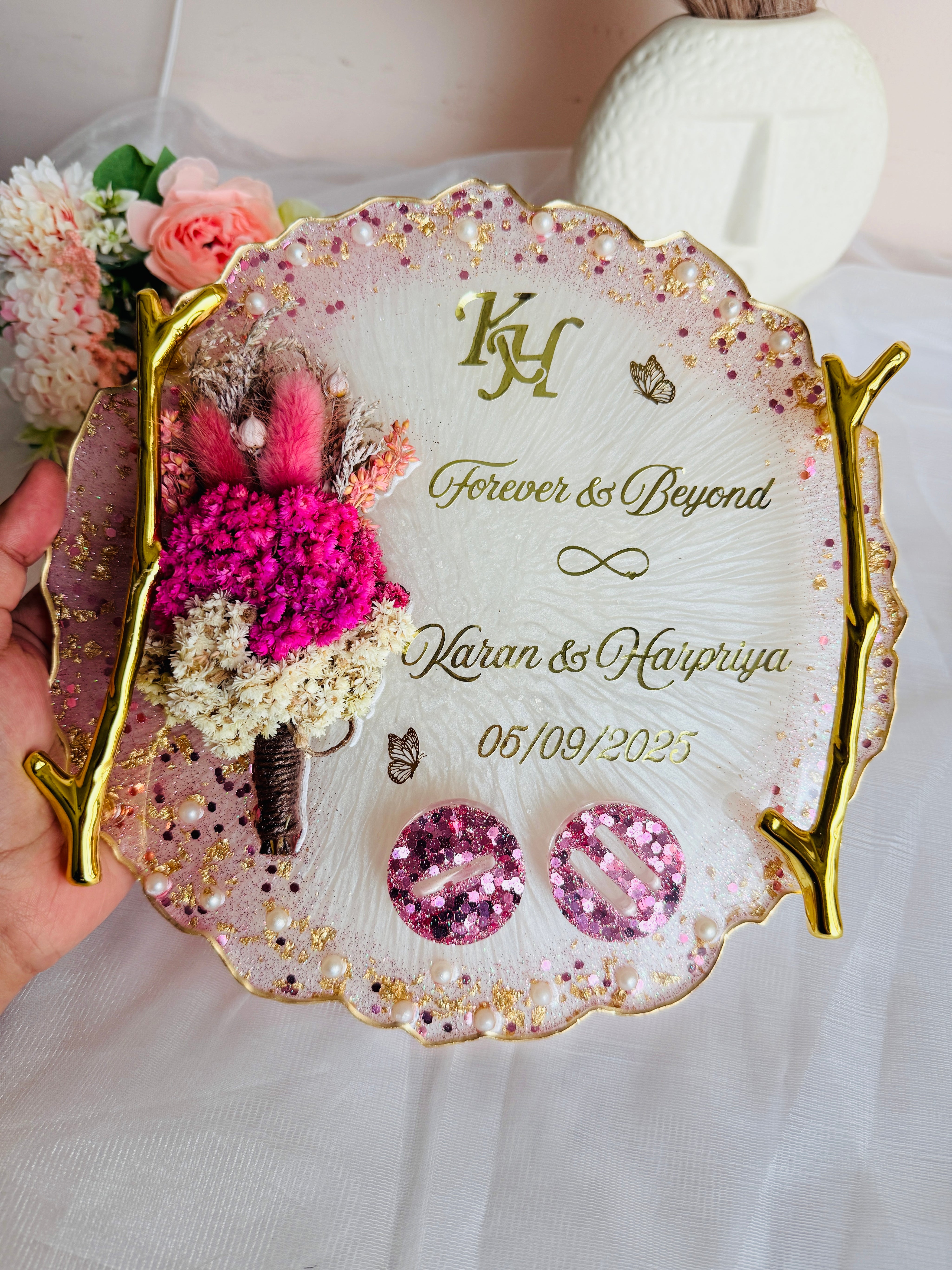 Artistic resin platter for engagement ceremony decor