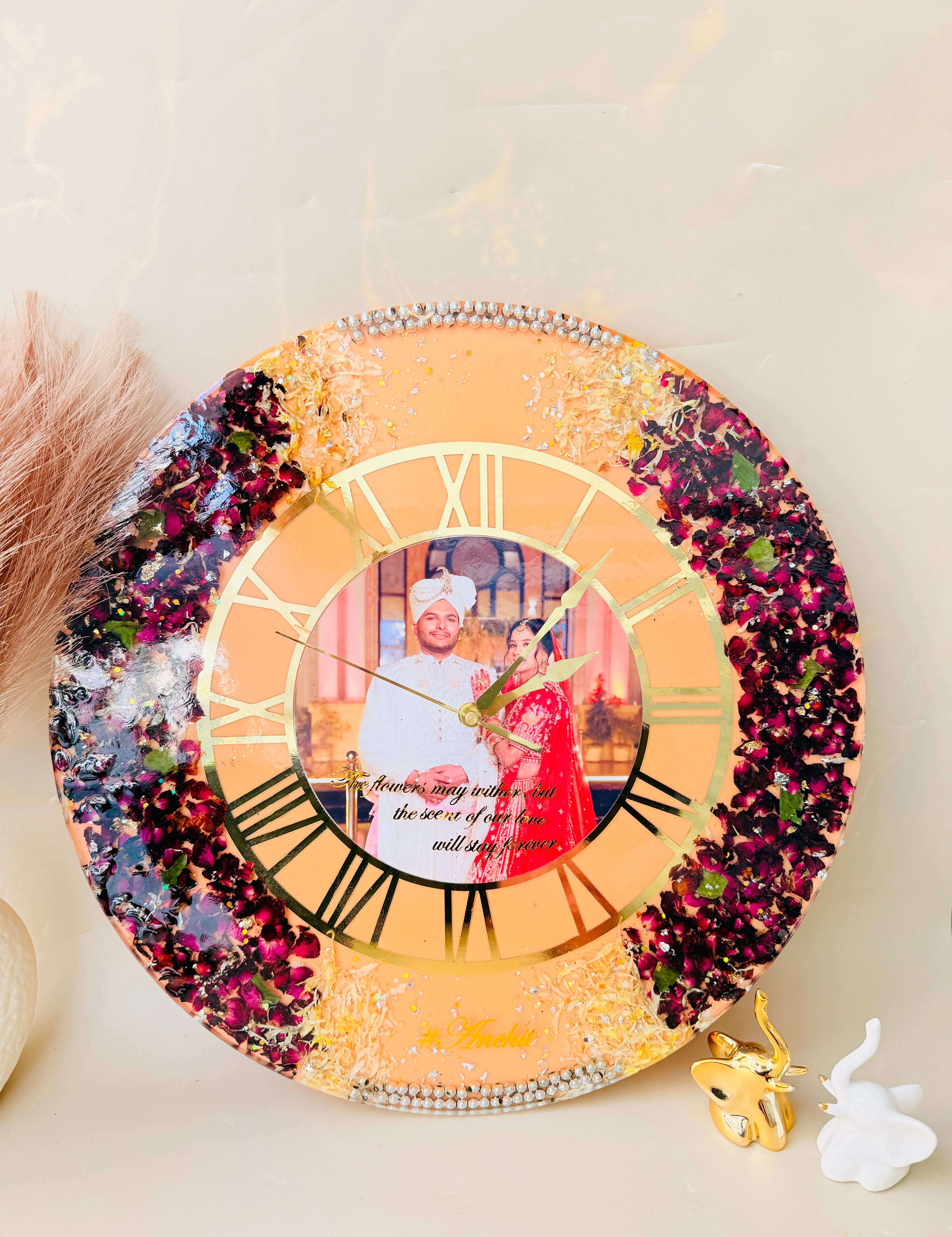 Wedding varmala preserved in resin wall clock in zirakpur