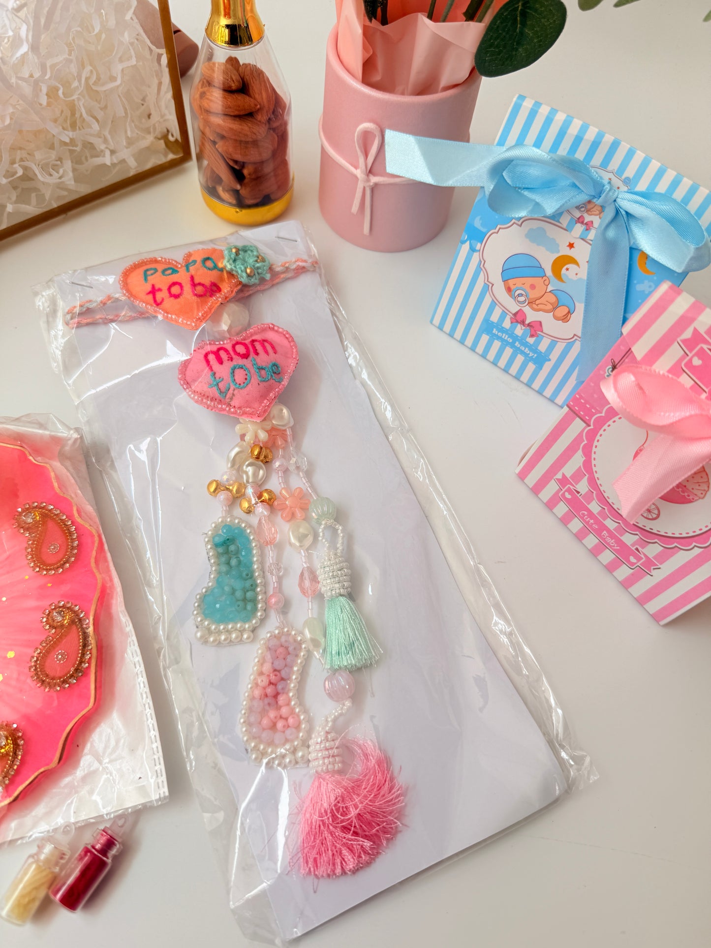 Mom to be and Papa to be Hamper - Little Miracle Box