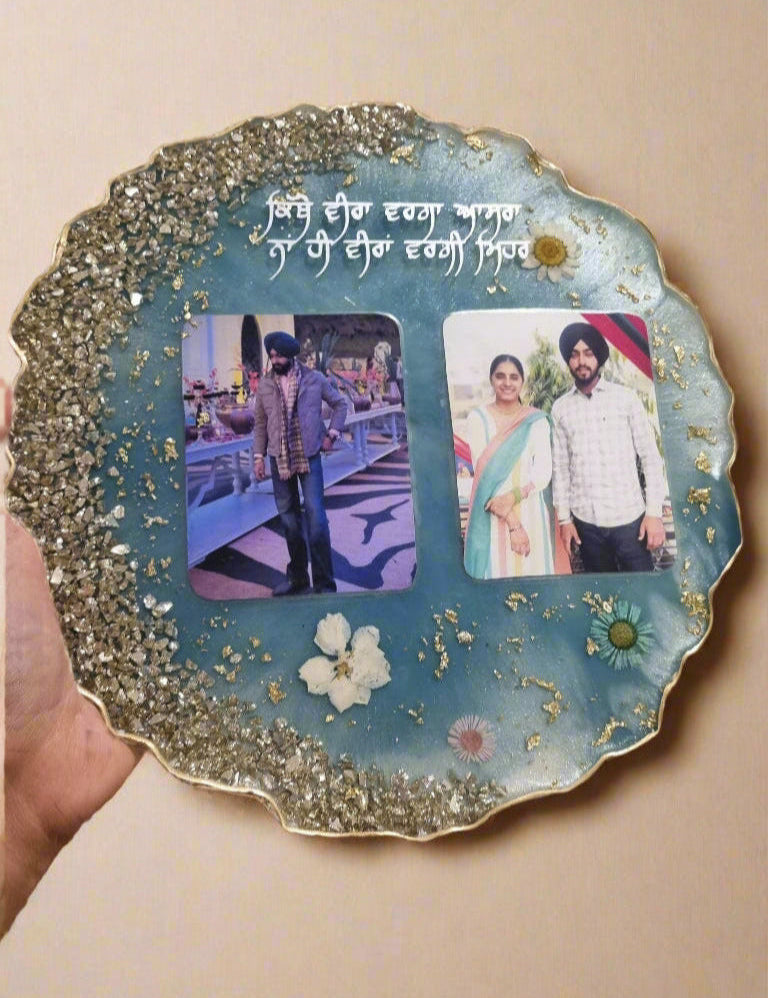 Minimal aesthetic resin photo frame for living room