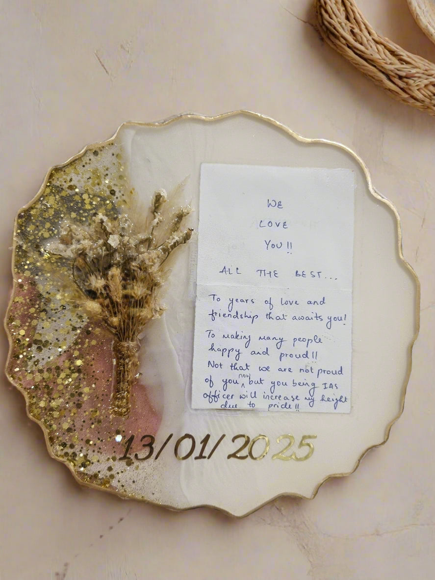 Aesthetic resin photo frame for everyday decor
