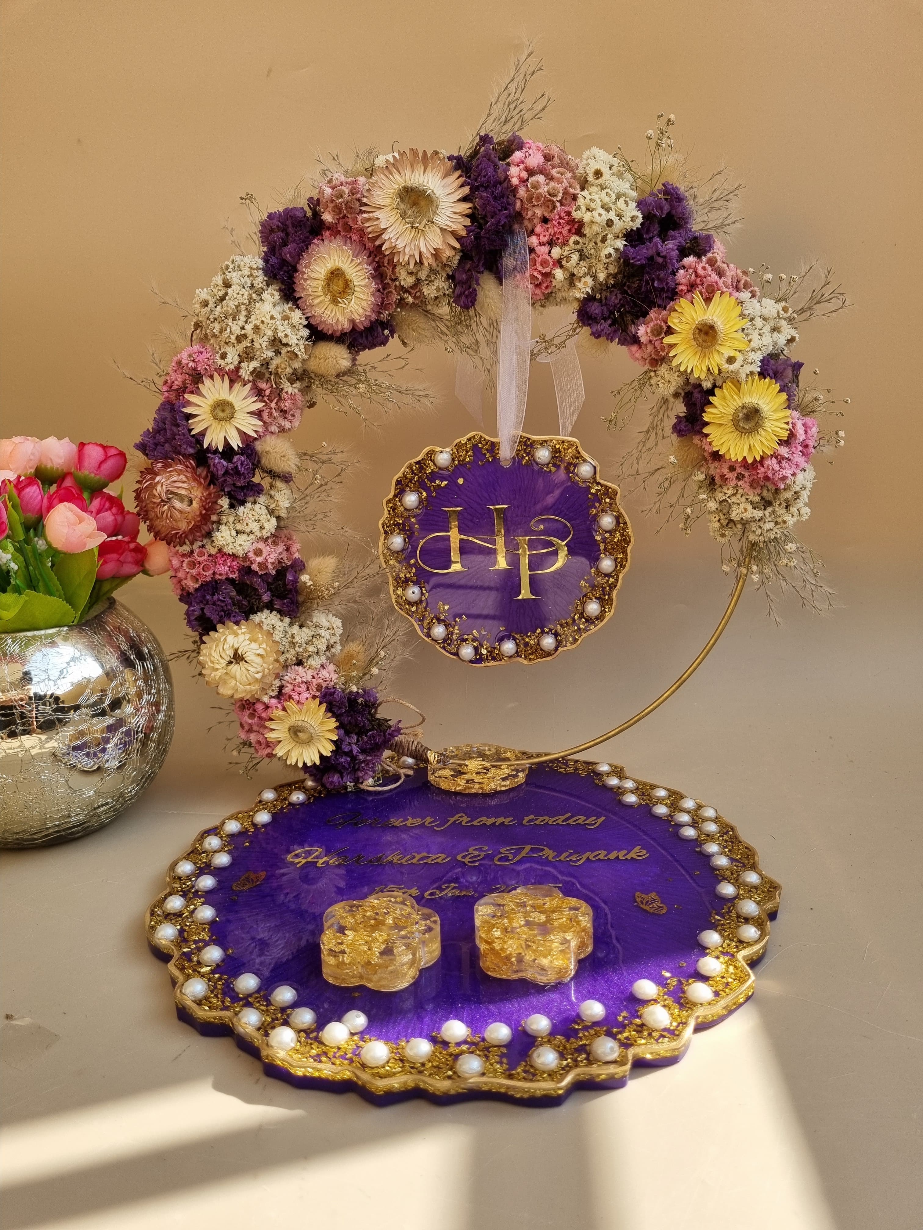 Luxury resin engagement platter for ring exchange