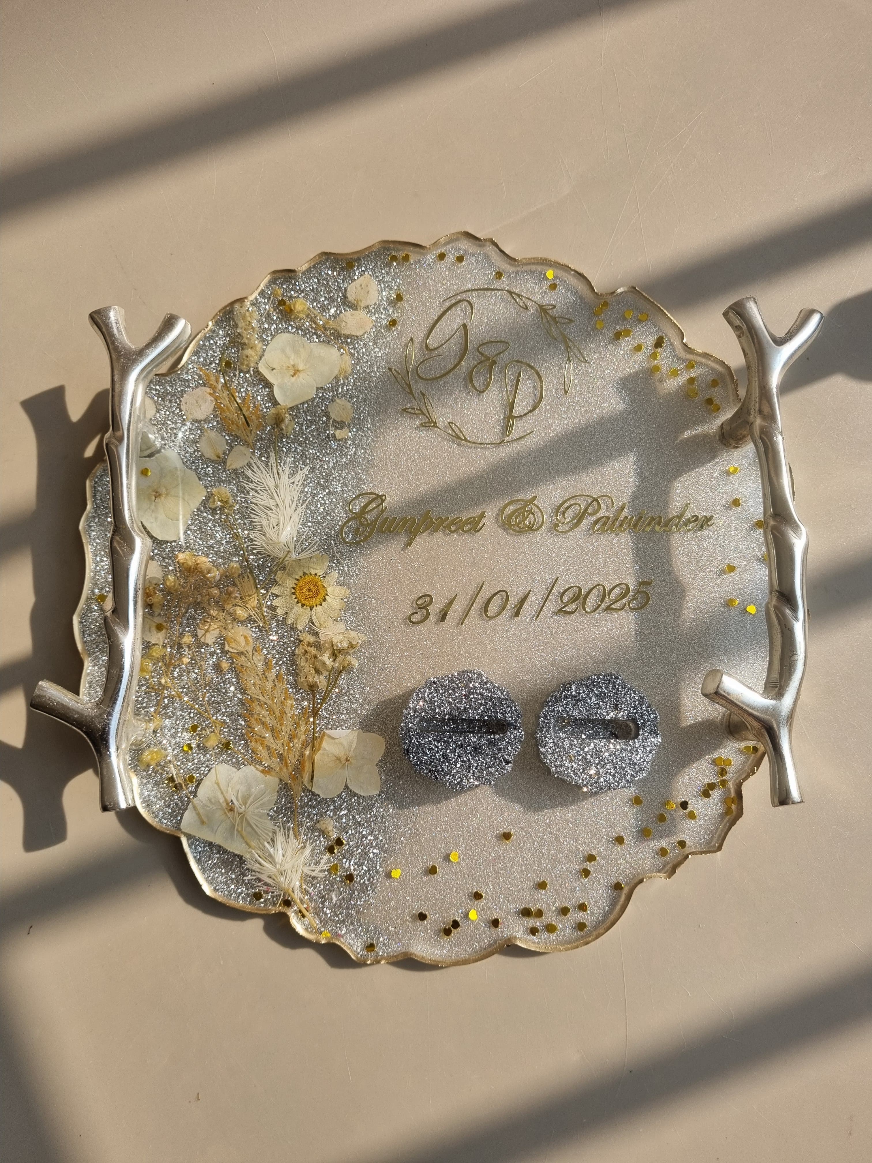 Artistic resin platter for engagement ceremony decor