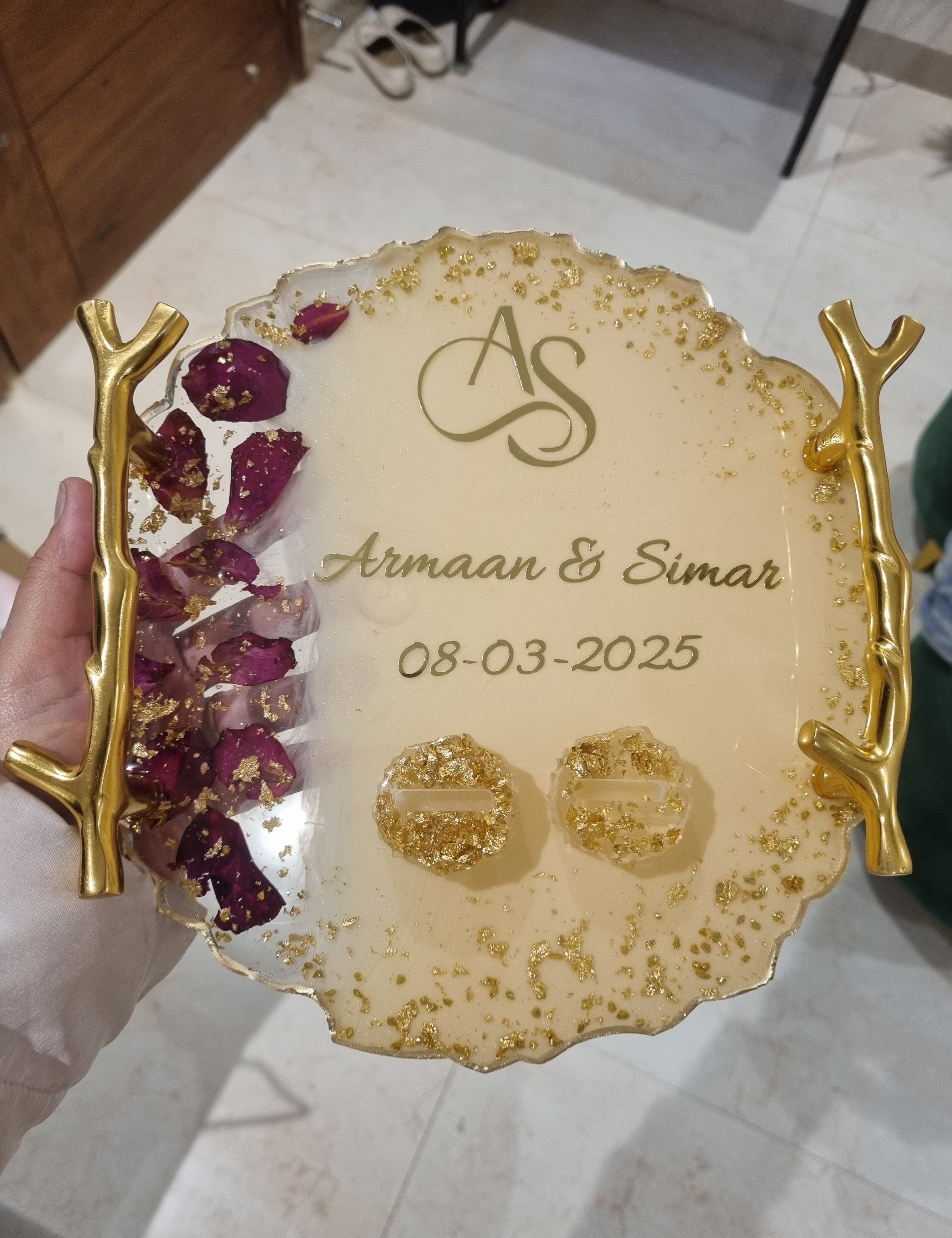 Artistic resin platter for engagement ceremony decor