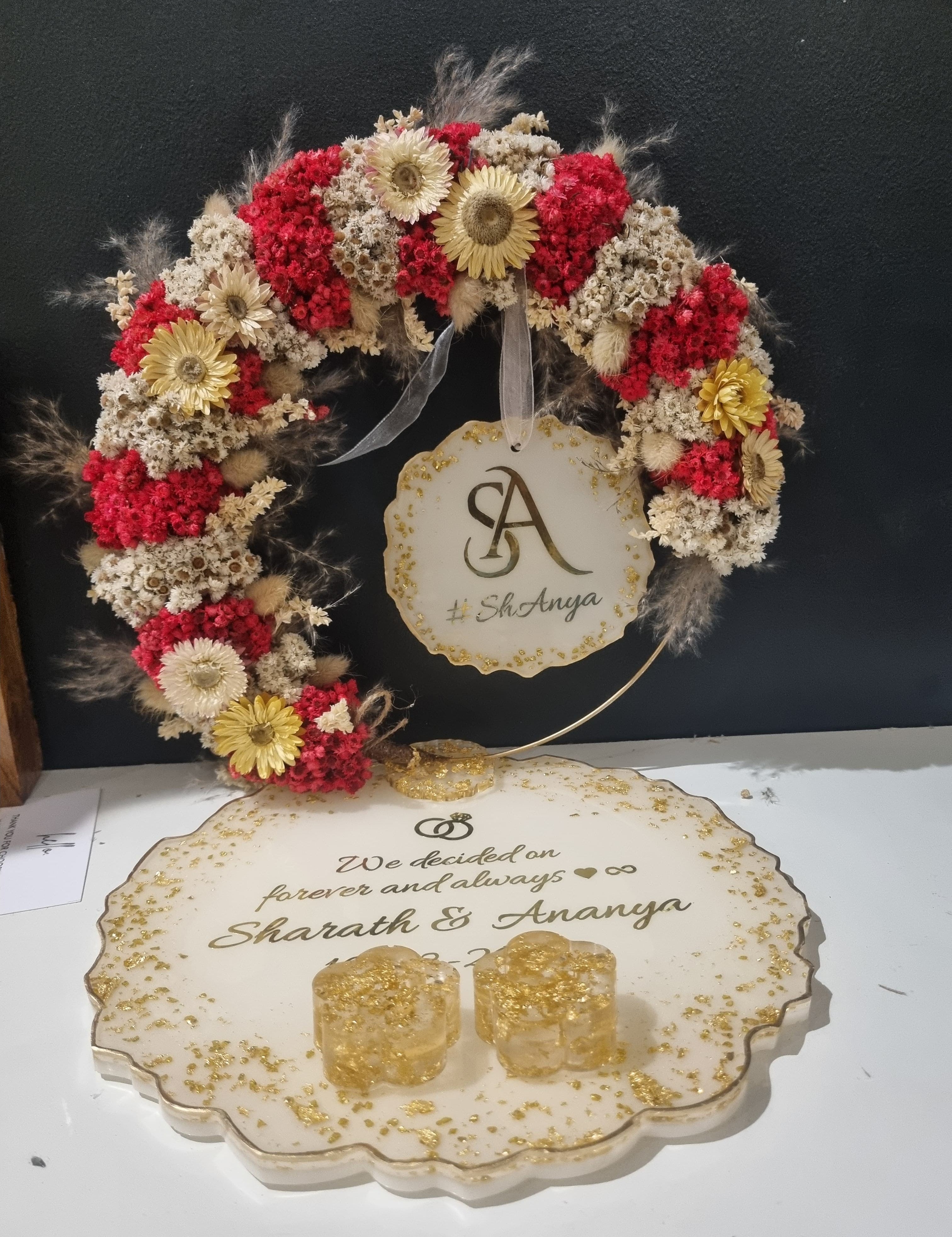 Artistic resin platter for engagement ceremony decor