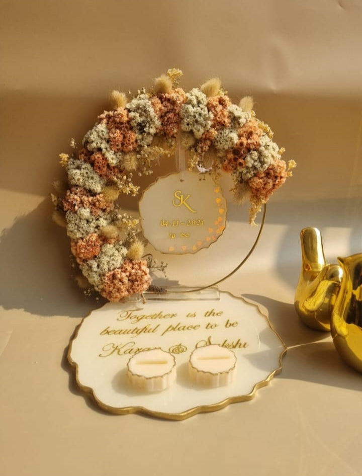 Decorative resin platter for engagement rituals