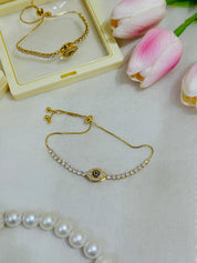Zircon Glaze Eye